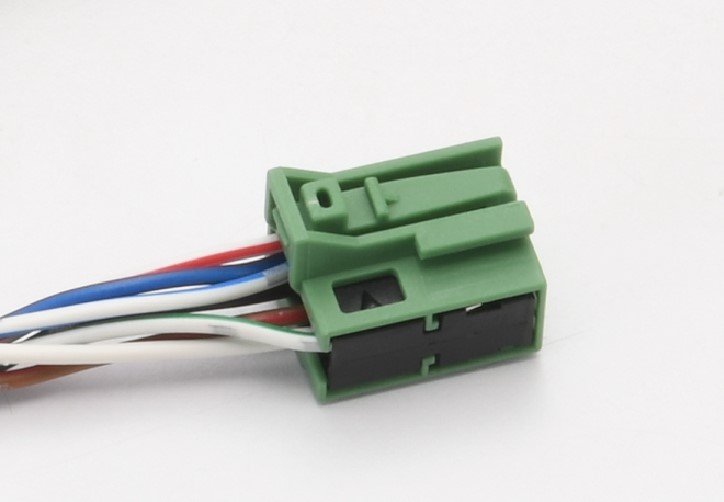 Pickup Truck Rearview Mirror Wiring Harness | High Quality and Reliability